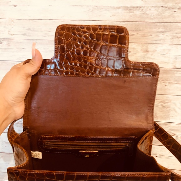 Vintage faux croc embossed Brown purse EUC - Picture 6 of 7